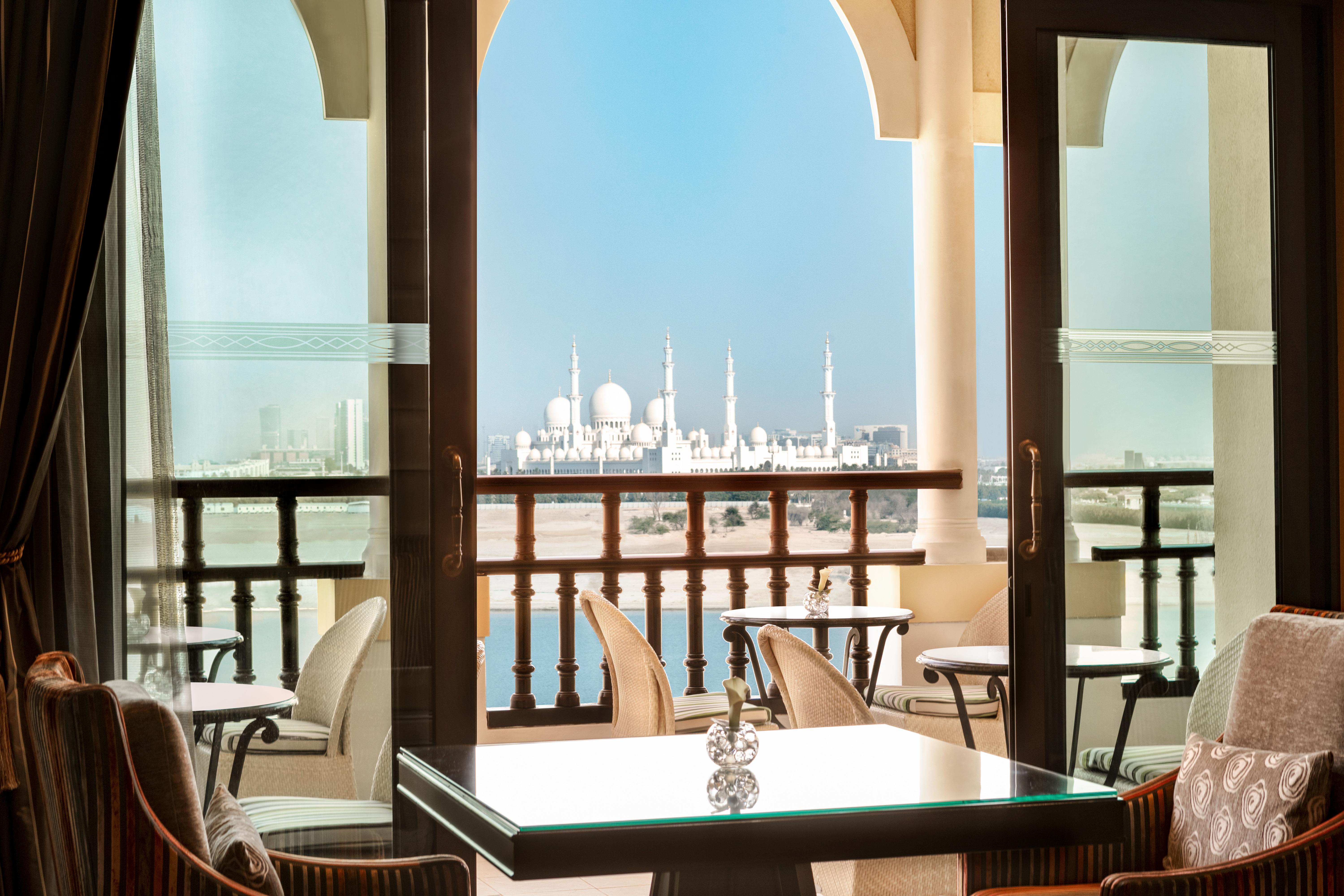 Shangri-La Qaryat Al Beri, Abu Dabi Exterior foto The View